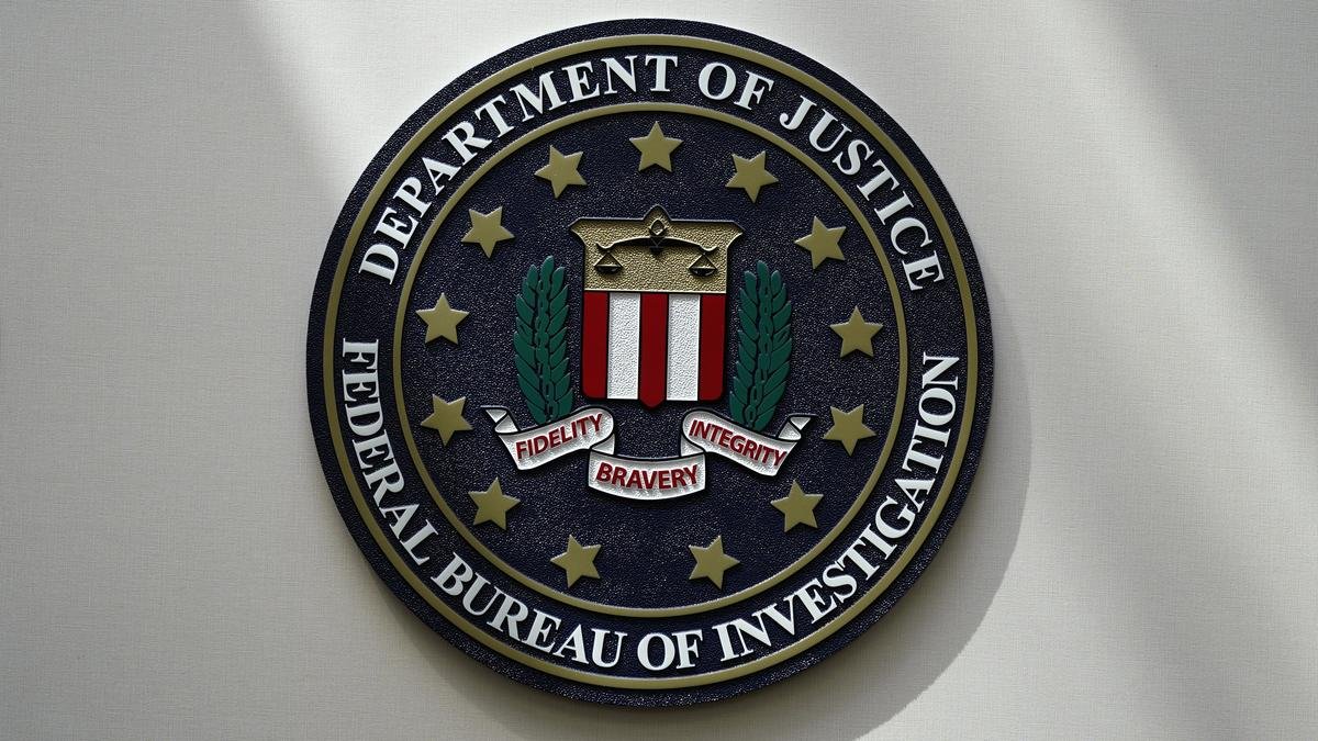 FBI ने भारतीय मूल के इस व्यक्ति को सबसे वांछित धोखेबाजों की सूची में डाला