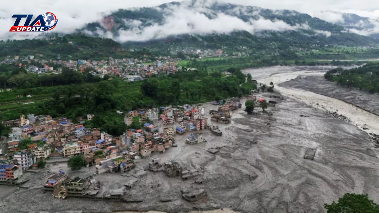 नेपाल में बाढ़ से प्रभावित महिलाओं की जिंदगी
